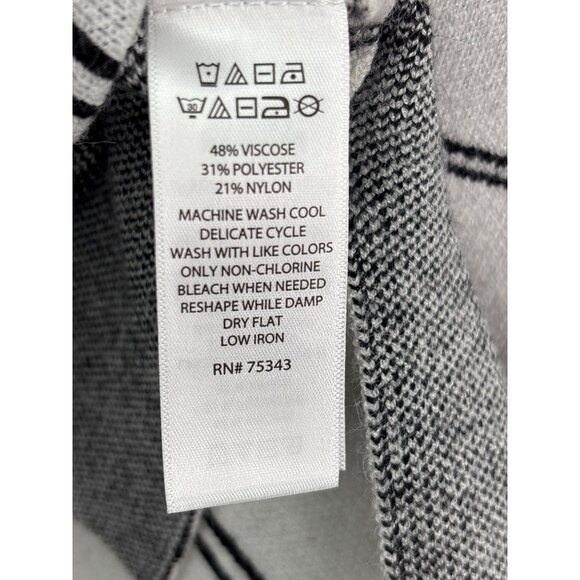 Tahari Perfect Shape Pullover Sweater Windowpane Plaid White Black 1X NEW - Picture 7 of 7